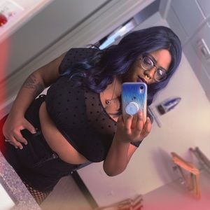 Meet your Posher, Michaela